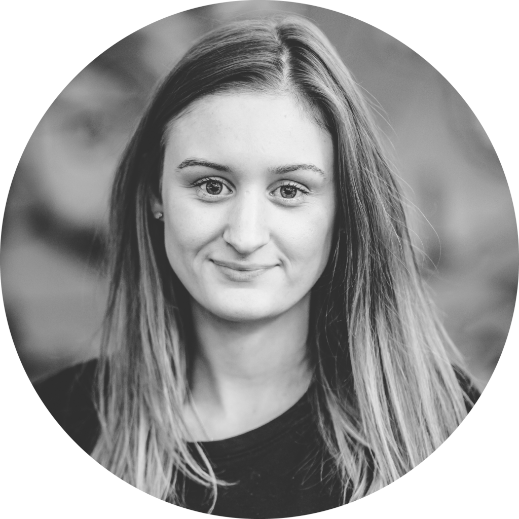 Mia Bennett, Digital Marketing and Projects Executive